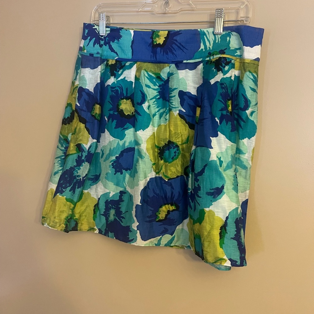 Loft Flowered Skirt - Size 8